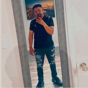 Meet your Posher, Jonathan